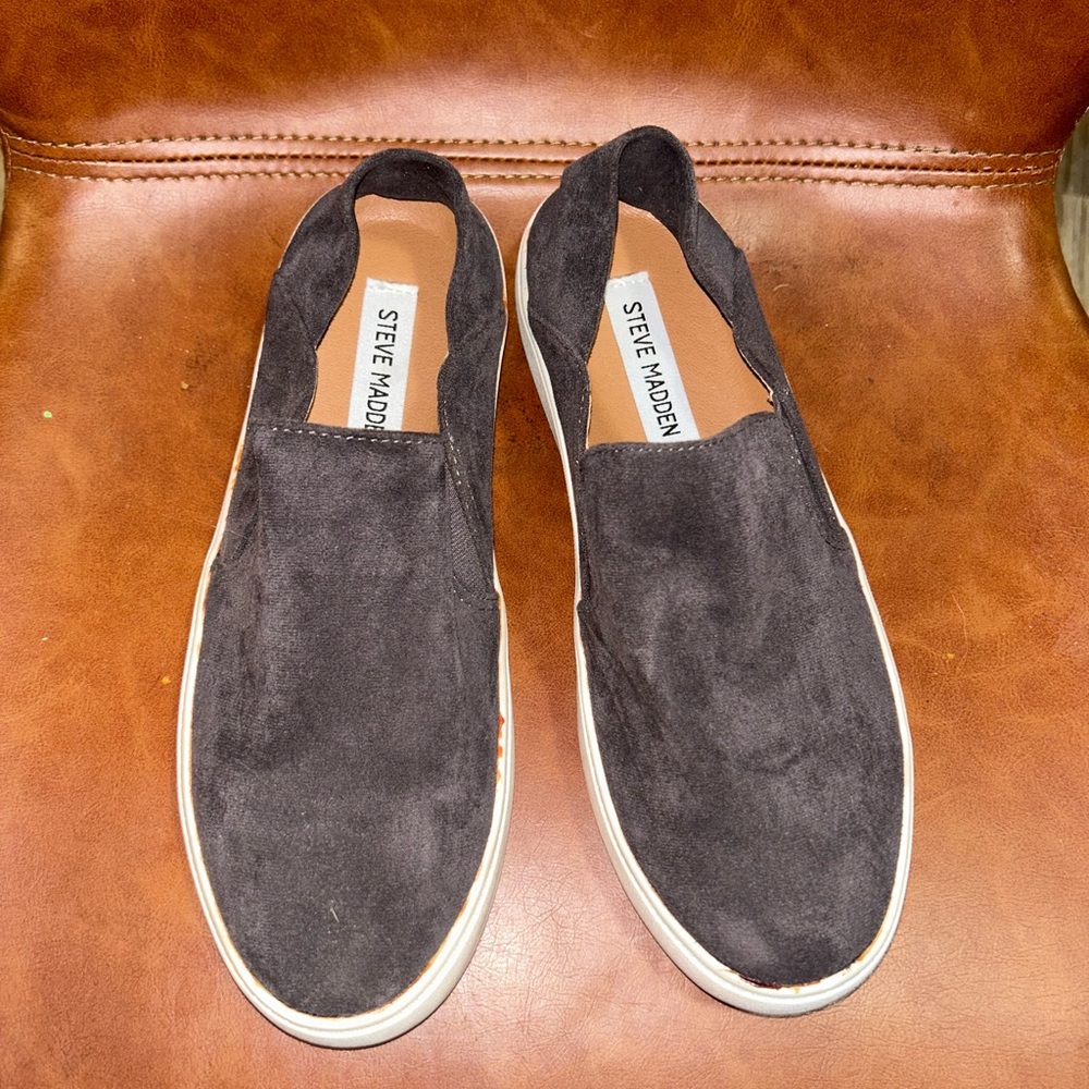 Steve Madden Suede Shoes